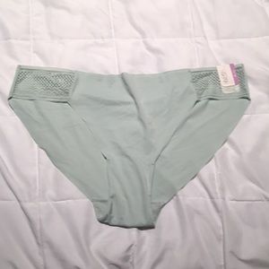 Seamless panties NWT